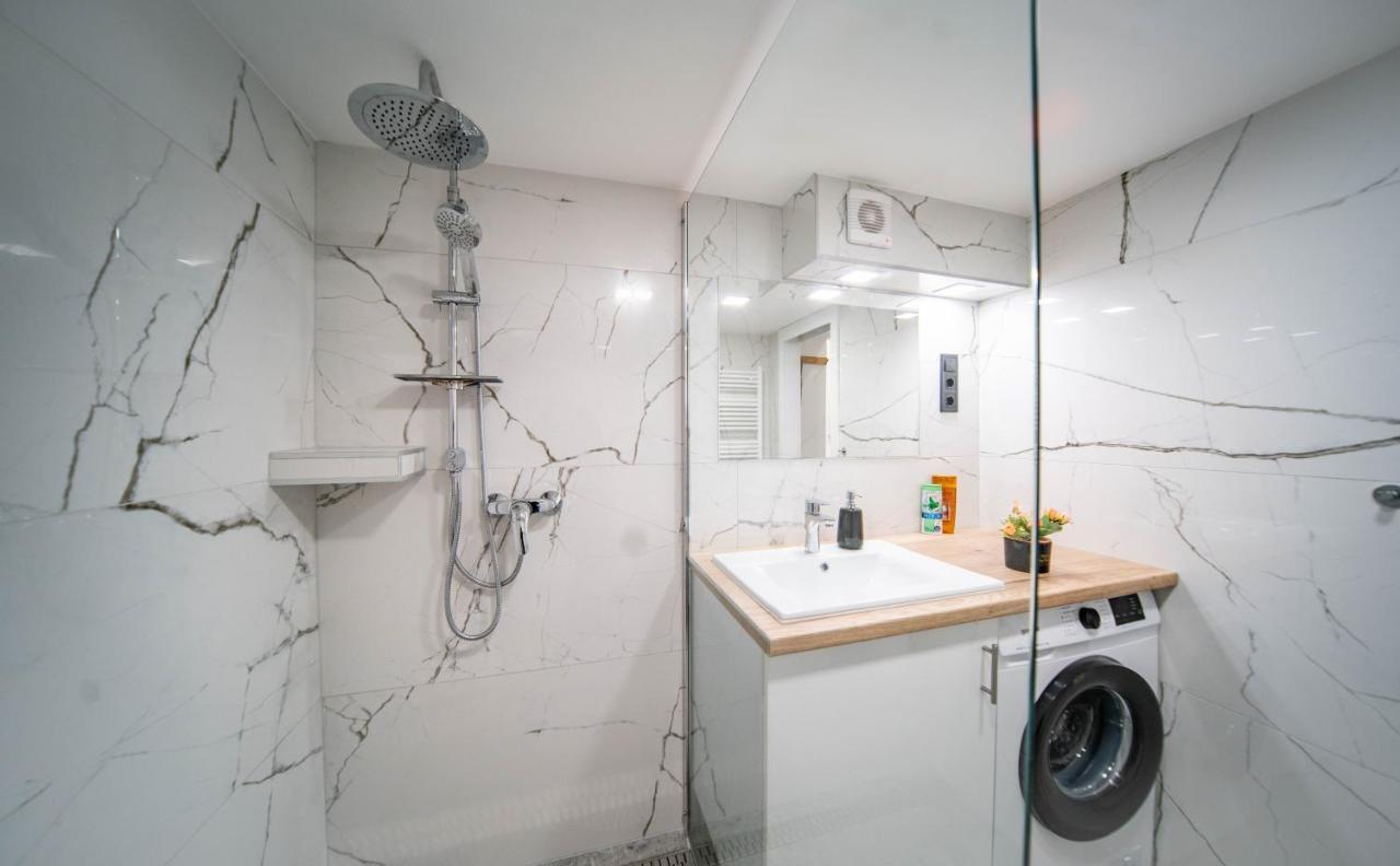 בודפשט Free Parking Basilica Rob'S Home - Ac, Wi-Fi, Smart Tv מראה חיצוני תמונה